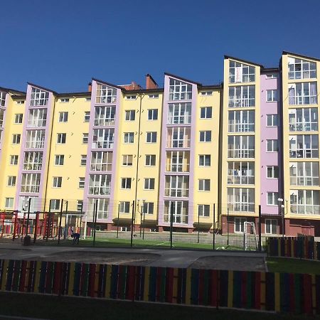 Комфортные Апартаменты Smart Zarvantsy Eksteriør billede