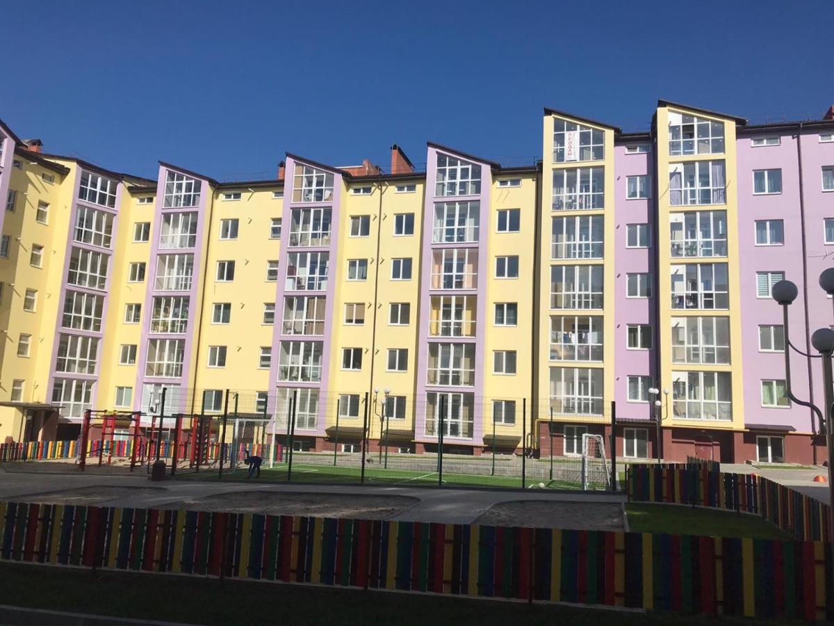 Комфортные Апартаменты Smart Zarvantsy Eksteriør billede